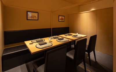 渋谷 天婦羅 ふじもと/フジモトの店内2